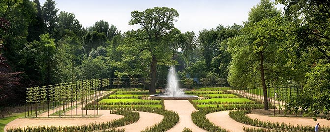 Mooie tuin in de buurt van Fletcher Hotel-Restaurant Kasteel Erenstein